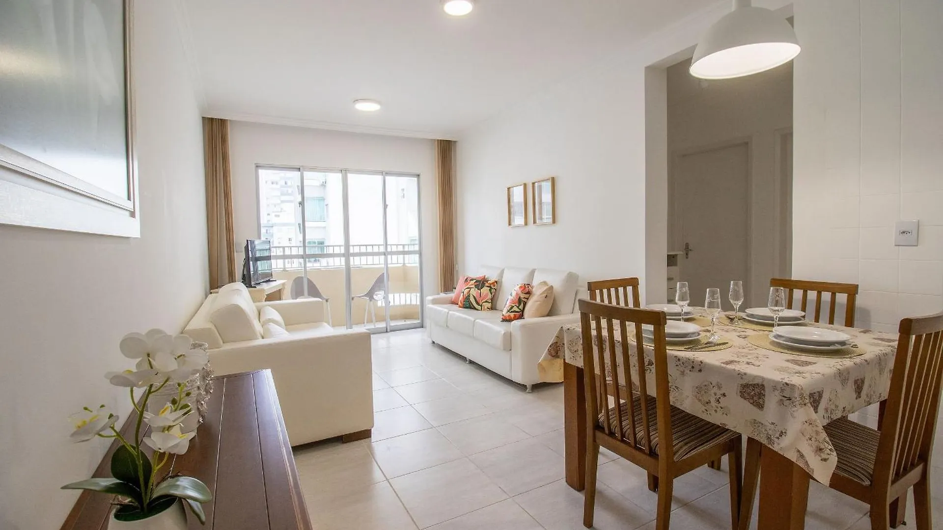 Nvr82B - Sacada, Quadra Mar, 2 Dorm Climatizados Appartement Balneário Camboriú 0*,  Brazilië