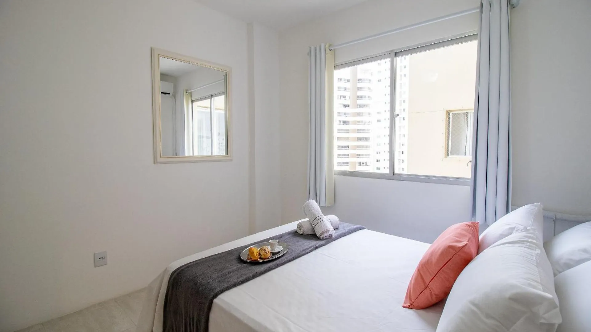 Nvr82B - Sacada, Quadra Mar, 2 Dorm Climatizados Appartement Balneário Camboriú Brazilië