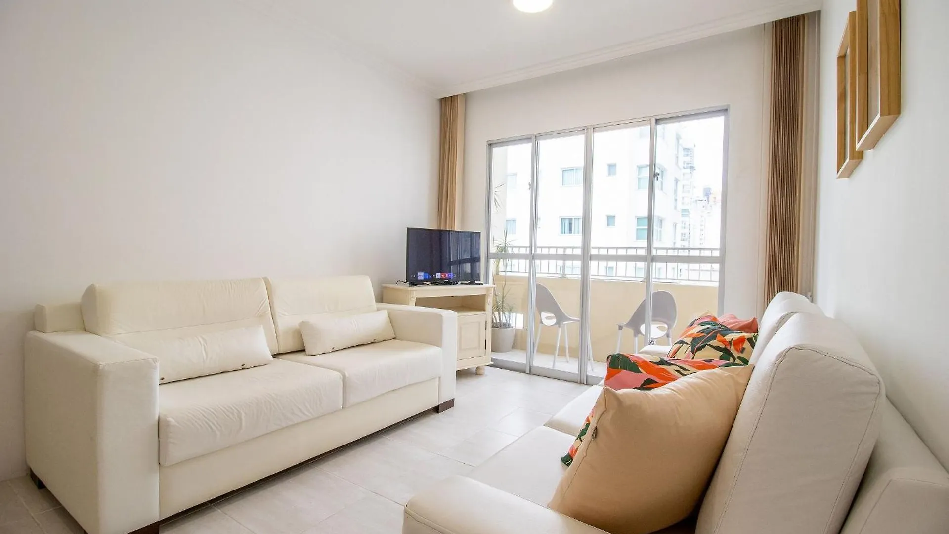 Nvr82B - Sacada, Quadra Mar, 2 Dorm Climatizados Appartement Balneário Camboriú Brazilië