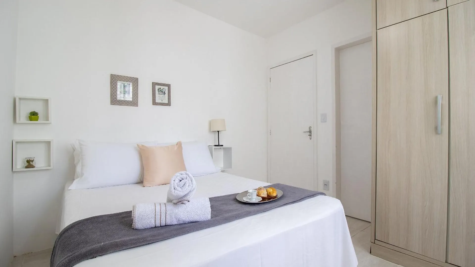 Nvr82B - Sacada, Quadra Mar, 2 Dorm Climatizados Appartement Balneário Camboriú