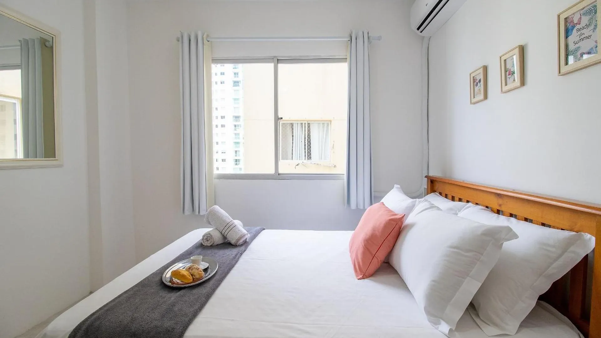 Nvr82B - Sacada, Quadra Mar, 2 Dorm Climatizados Appartement Balneário Camboriú Brazilië